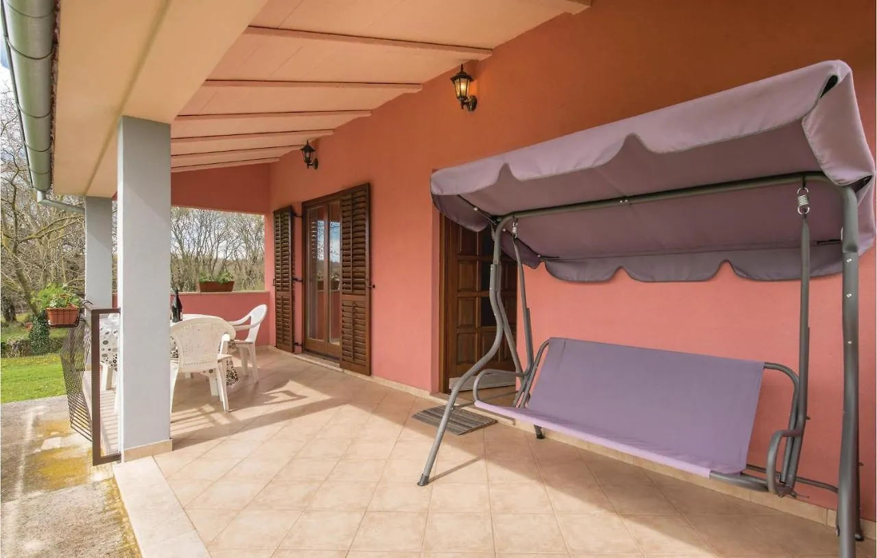 Zeliski Awesome Home In Bateli With Wifi קרואטיה